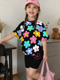 Girls' T-shirt and Shorts Set Features a Cartoon-patterned Short-sleeve Top and Stylish Design