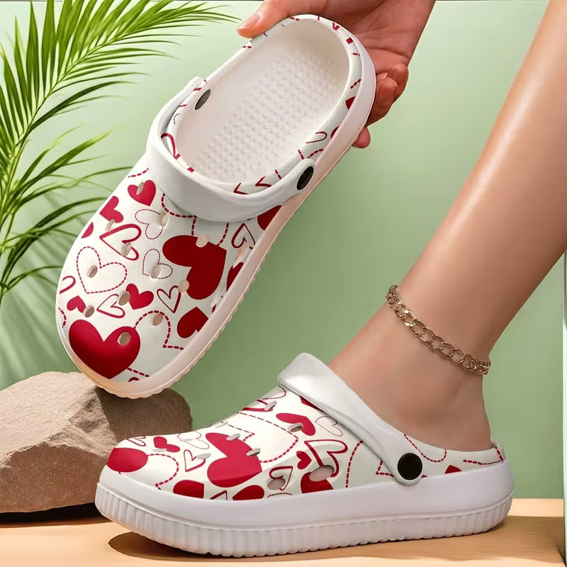 New Stylish EVA Garden Shoes with a Simple Heart Graffiti Print